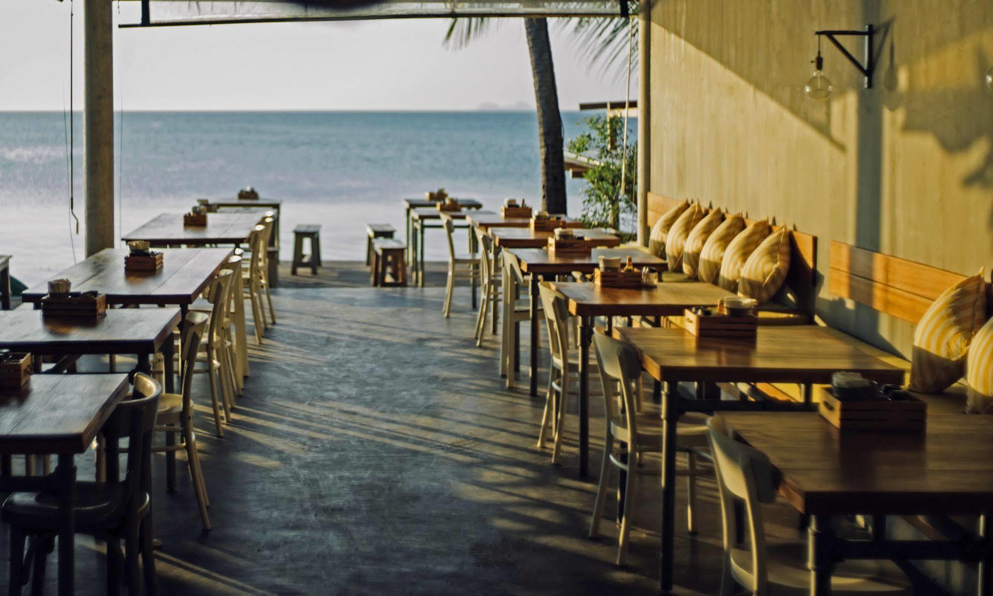 Escape Beach Resort - SHA Extra Plus Certified Mae Nam Exterior foto